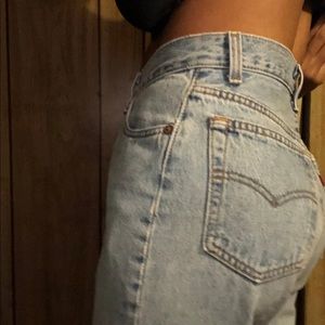 Levi high waist jeans 👖